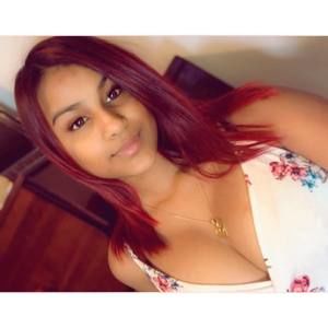 Meet your Posher, Davina